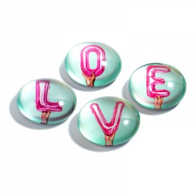 LOVE magneten van glas - set van 4 stuks